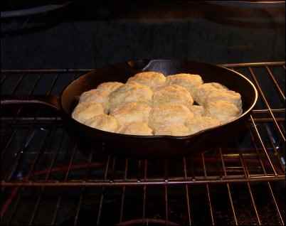 homesteading Benefits of Cast Iron Cookware