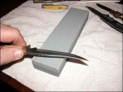 Learn How to Sharpen Knives at Home, Basic Knife Sharpening, using a strop, using a honing steel, homesteading
